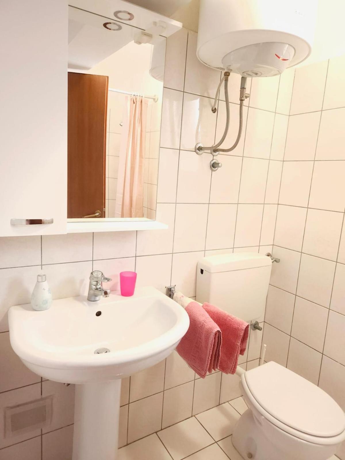 Lorena Apartments In プーラ エクステリア 写真