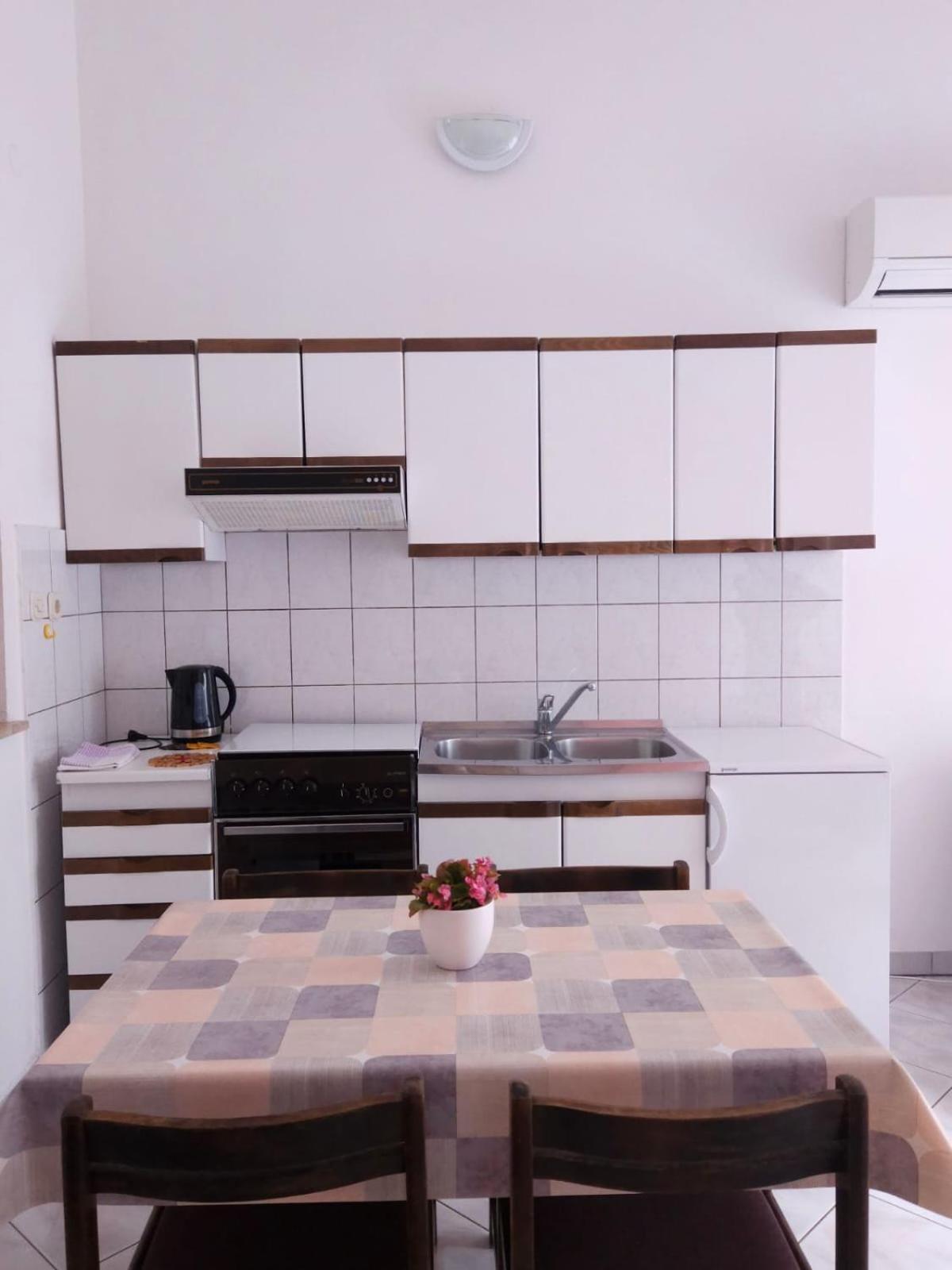 Lorena Apartments In プーラ エクステリア 写真
