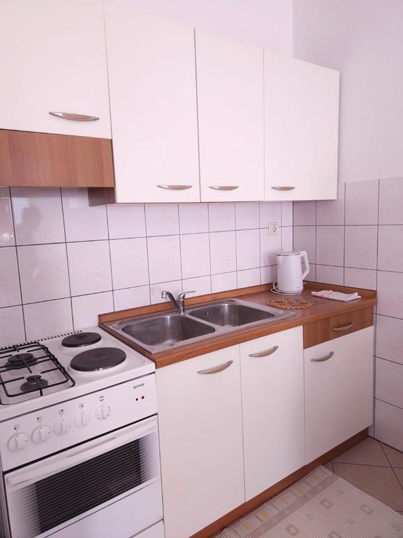Lorena Apartments In プーラ エクステリア 写真